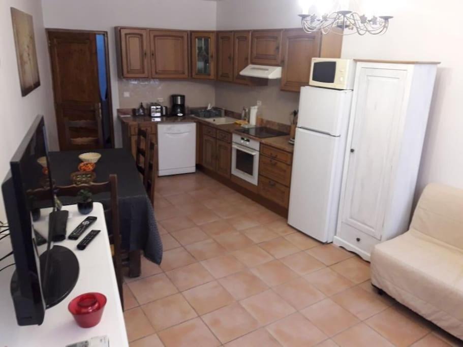Apt En Luberon Appartement 3 Chambres Et Garage Privee Eksteriør billede